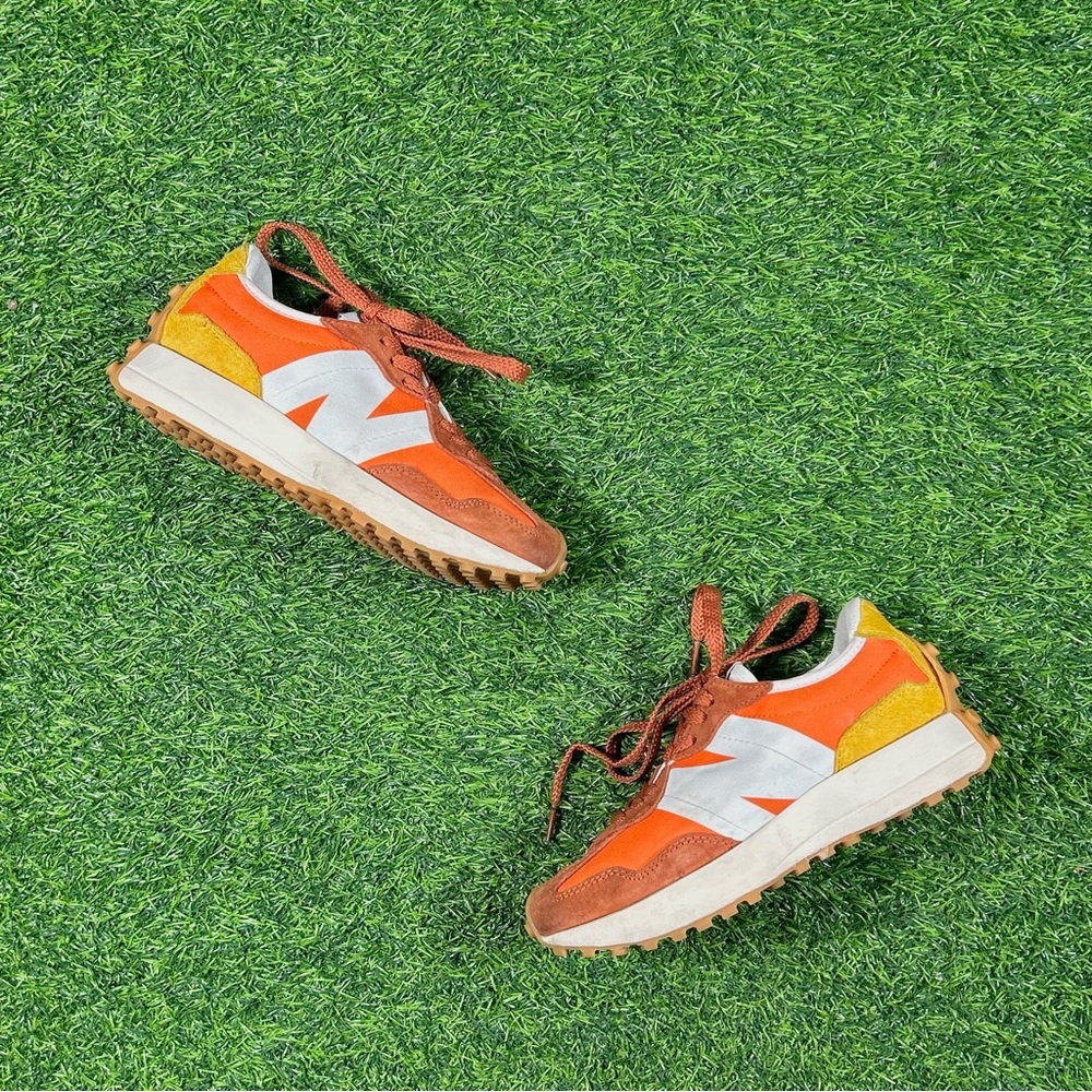 New Balnce 327 orange yellow